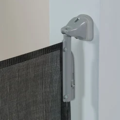 KidCo Retractable Safeway Gate