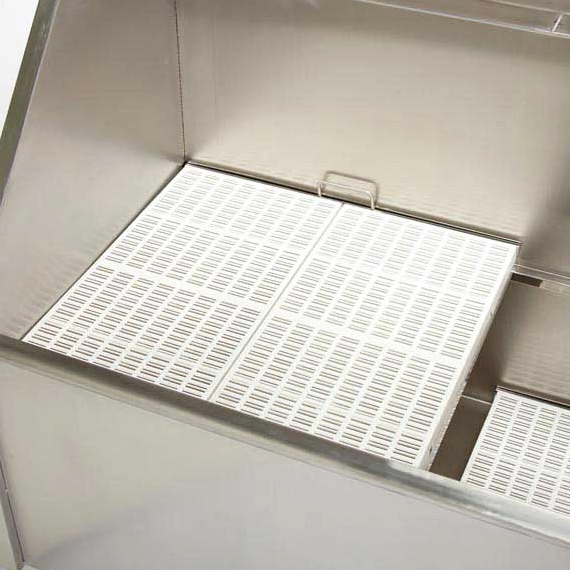 Master Equipment Superior Stainless Steel Evolve Dog Grooming Tubs