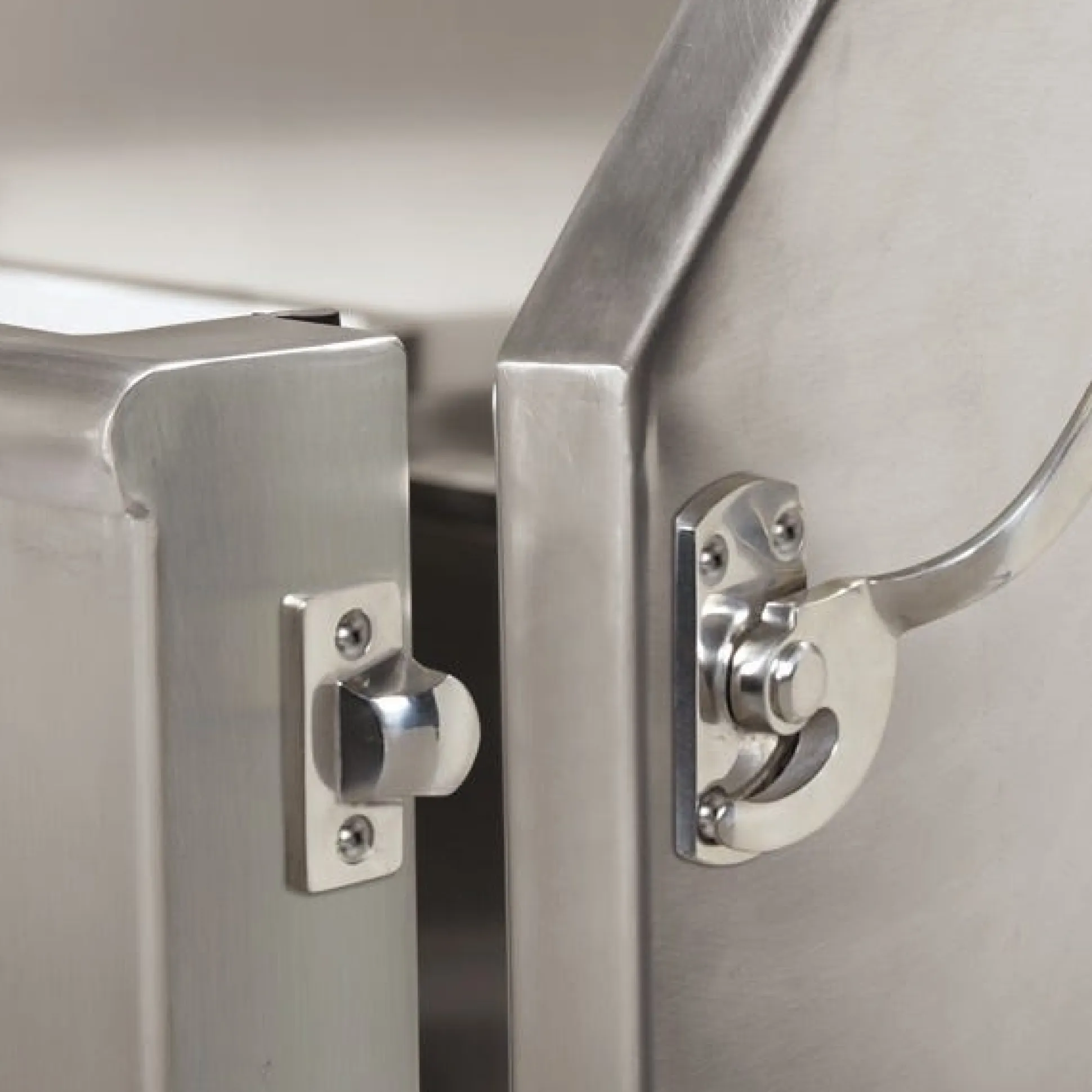 Master Equipment Superior Stainless Steel Evolve Dog Grooming Tubs
